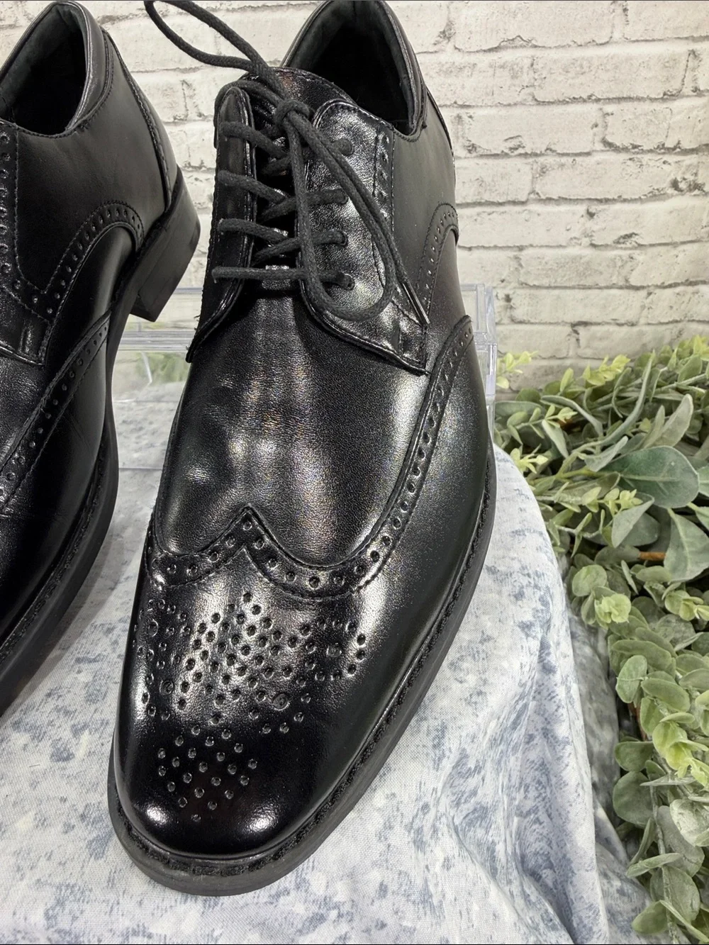 JOSEPH ABBOUD - Black Leather Wingtip Dress Oxfords - Mens 9W(EEE) 🖤 EUC